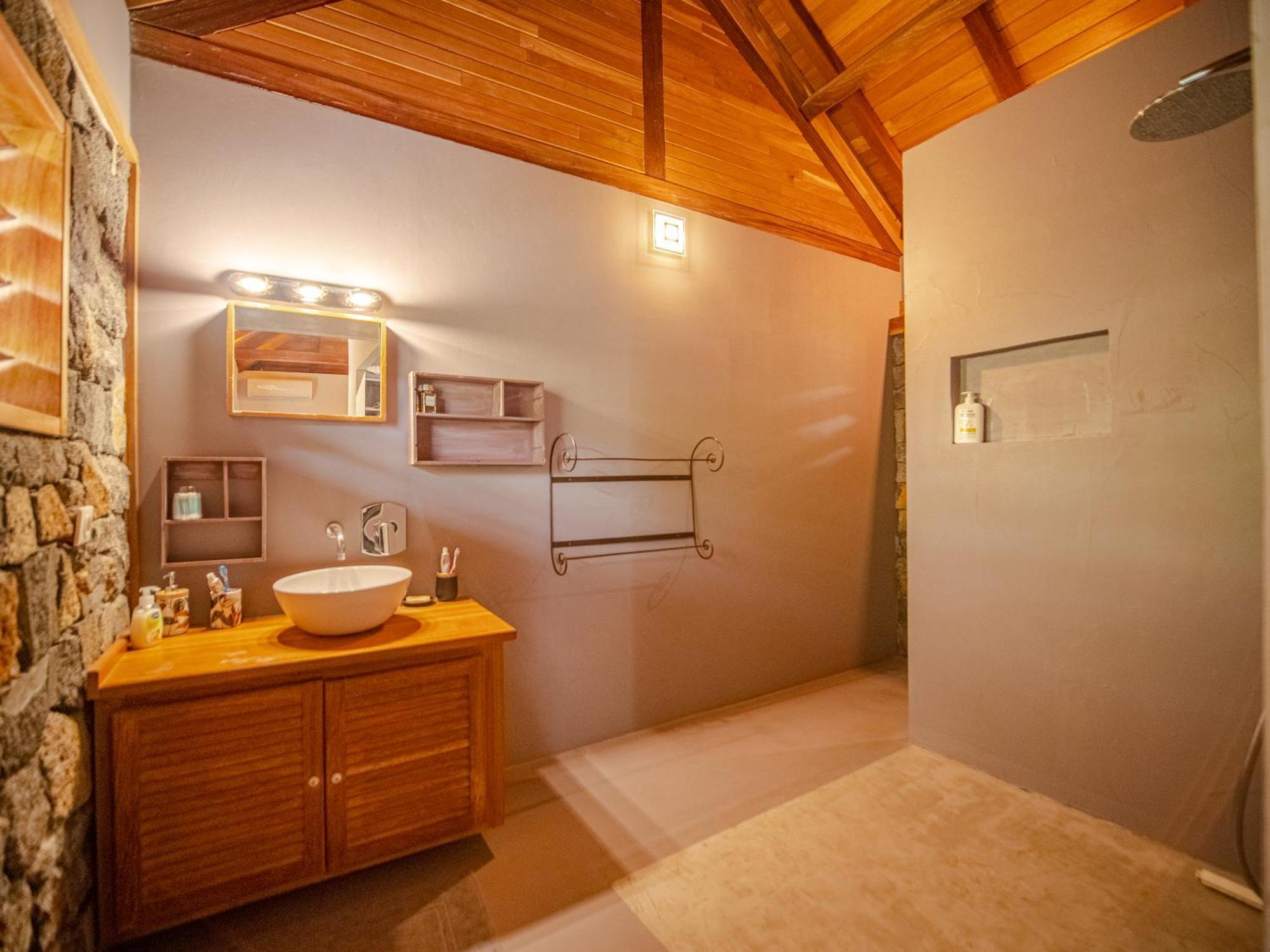 La Kaz Veloutier - Villa 4 Chambres Avec Piscine La Saline Le Bains Εξωτερικό φωτογραφία